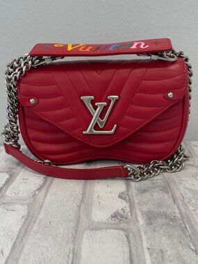 Louis Vuitton New Wave Chain Bag Quilted Leather PM - Preowned